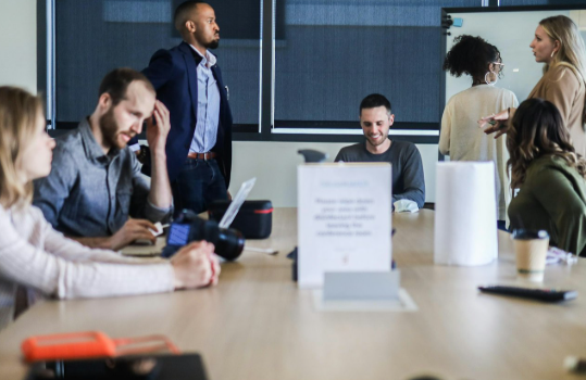 Bootstrapping vs. VC Funding: Which Is Right for Your Startup?