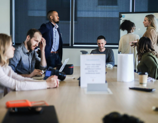 Bootstrapping vs. VC Funding: Which Is Right for Your Startup?