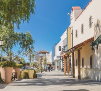 4 Reasons Why Retail Strip Centers Are Attracting Passive Investors