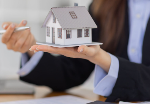 What is a Good Debt to Equity Ratio in Real Estate Investments?