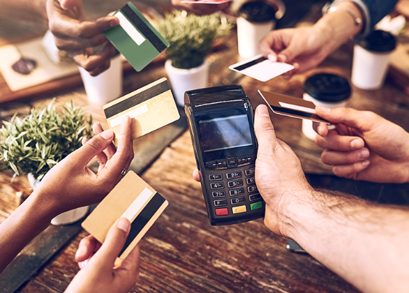 Smart Dining: How to Save Money While Eating Out