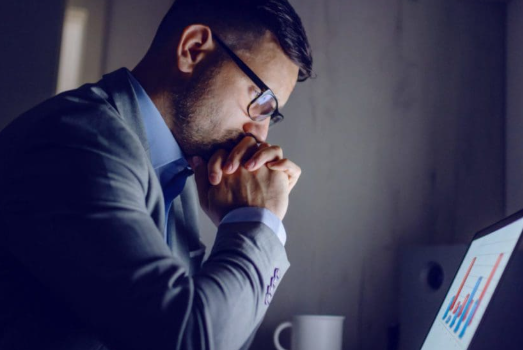 How to Manage Your Finances During a Strike