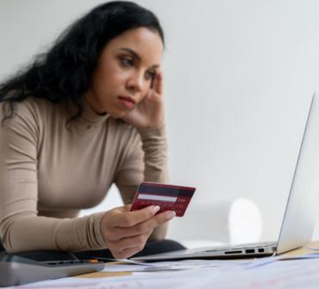 What Happens If You Stop Paying Your Credit Card in Canada?
