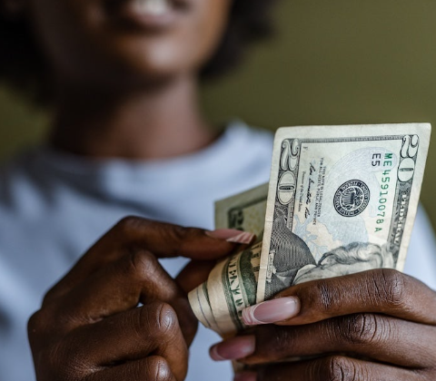 Why Relying on Payday Loans Won’t Solve Your Financial Problems