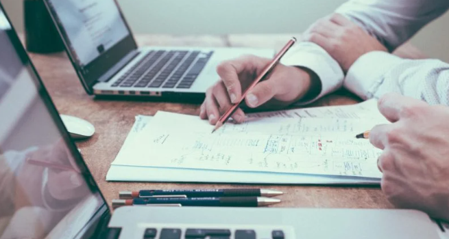 Top 30 Finance Project Ideas for 2025: Freshers & Experienced Professionals