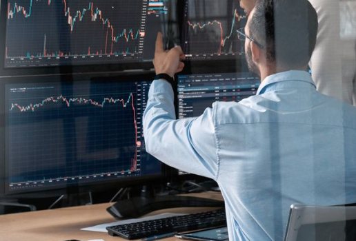 How to Become a Financial Analyst in India in 2024: A Comprehensive Step-by-Step Guide